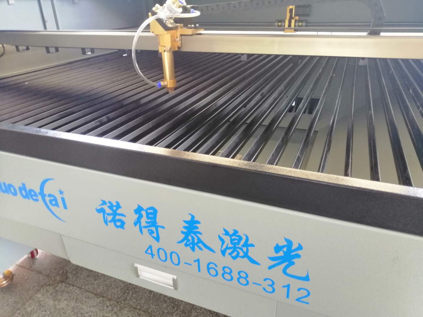 系統(tǒng)對(duì)于小型激光切割機(jī)影響有哪些？