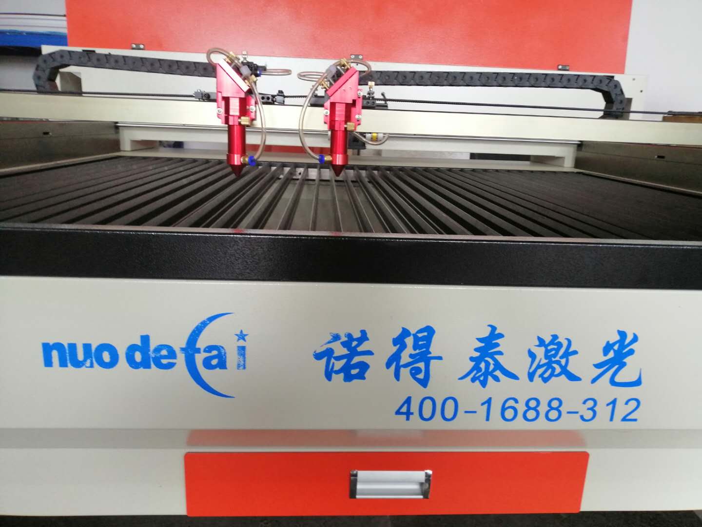 激光光源細分化對于切割機應用使設(shè)備廠家切割效果好